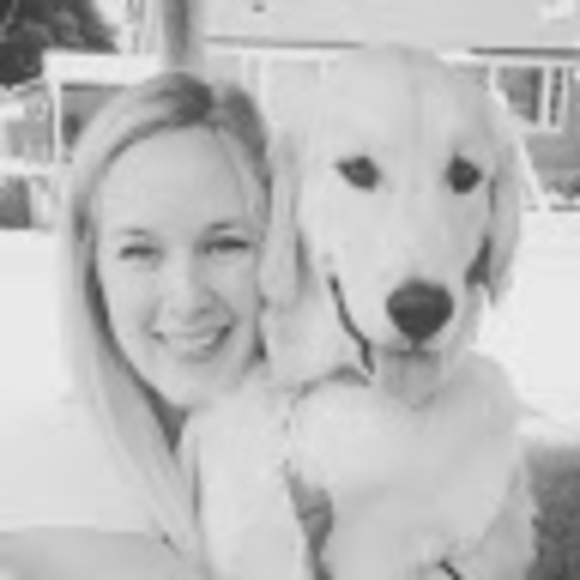 Meet your Posher, Cassandra - Picture 1 of 1